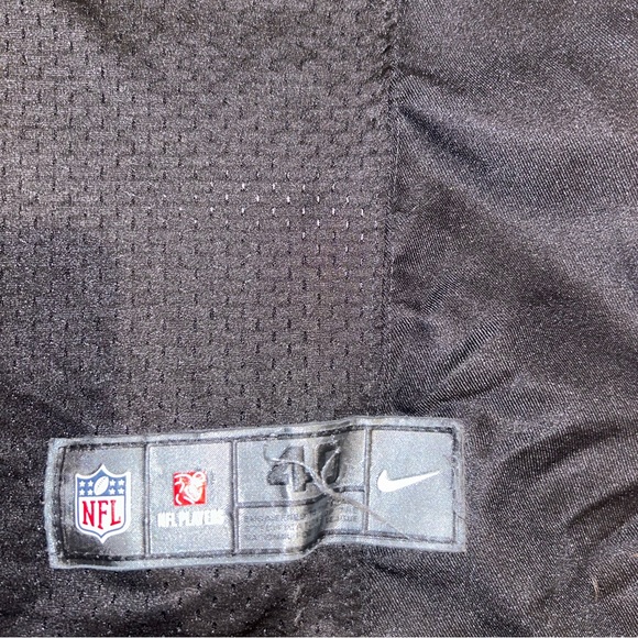 Retired - Jersey - Picture 6 of 6